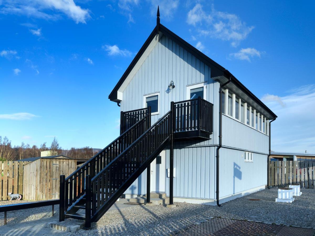 Villa Signal Box Newtonmore Esterno foto