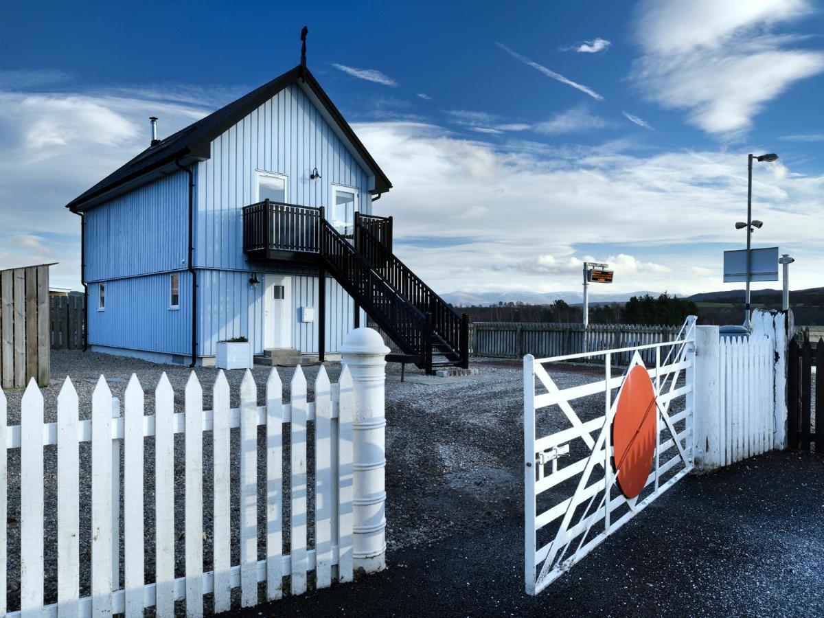 Villa Signal Box Newtonmore Esterno foto